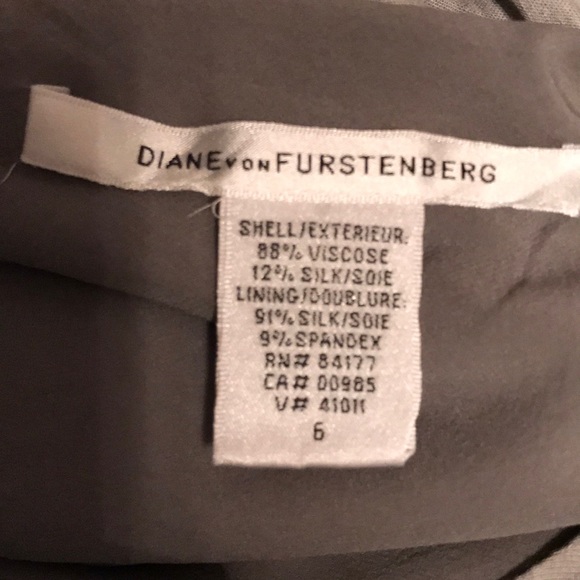 DVF Silk and Viscose Sleeveless Casual Dress - Picture 7 of 7